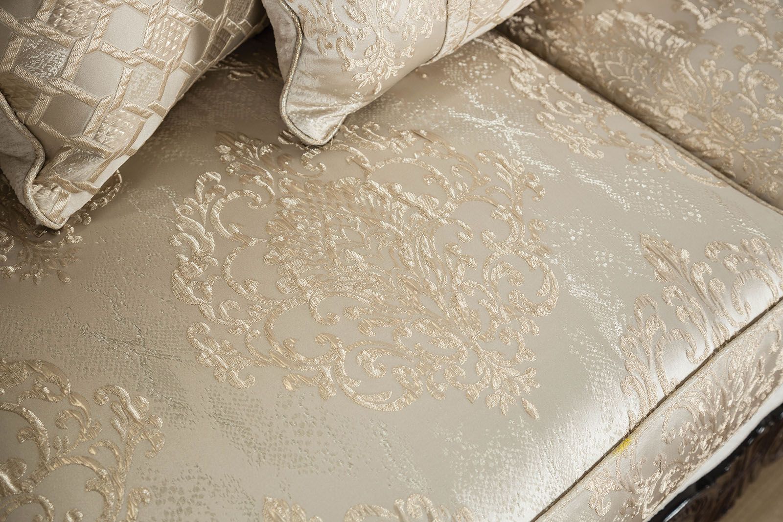 Huelva Sofa, Beige/Dark Cherry - Image 4