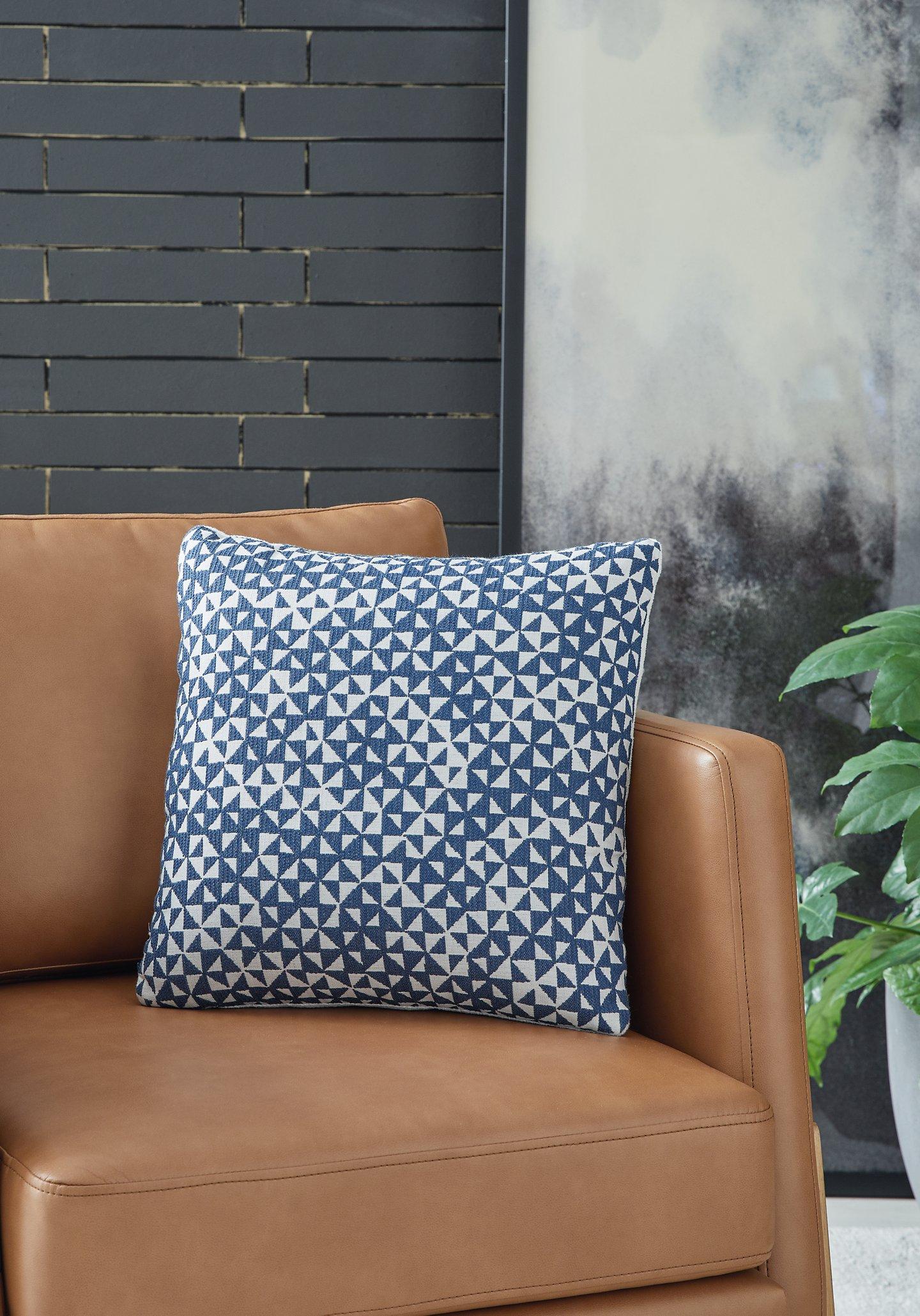 Jaycott Next-Gen Nuvella Pillow (Set of 4) - Image 2