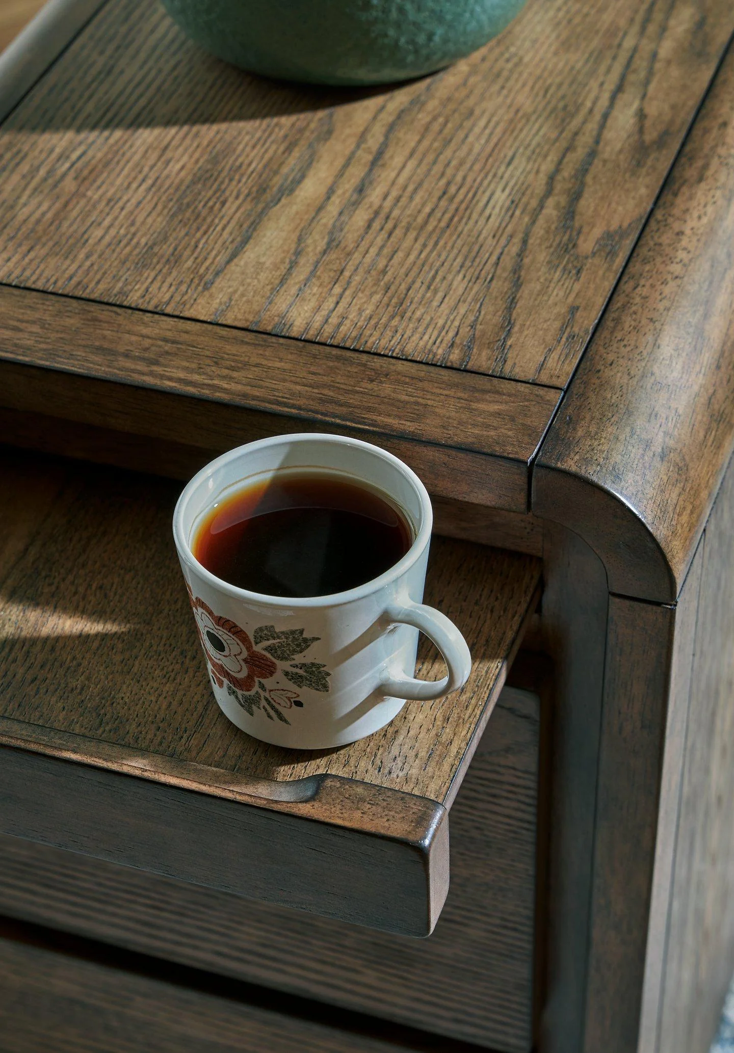 Jensworth Accent Table - Image 12