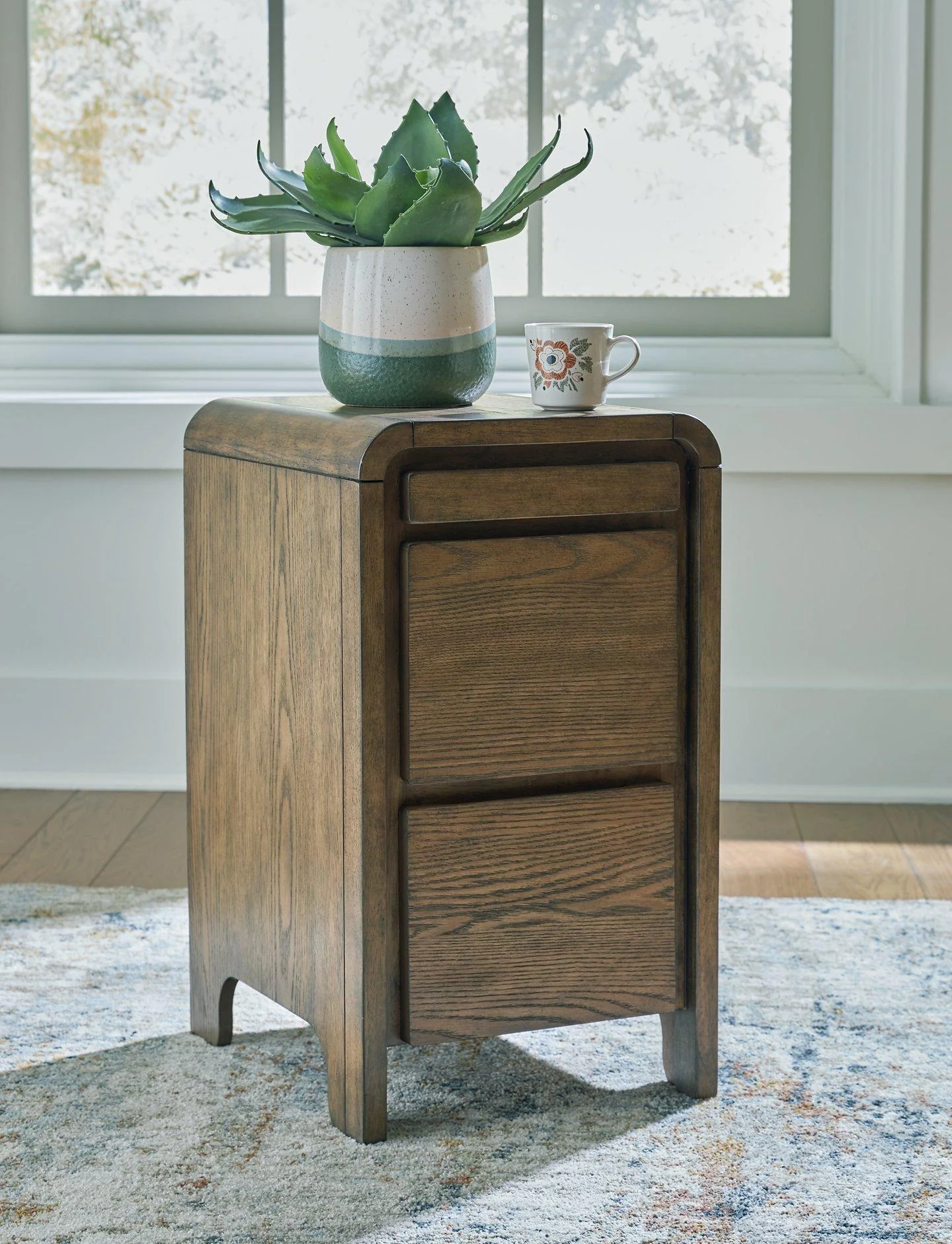 Jensworth Accent Table - Image 2