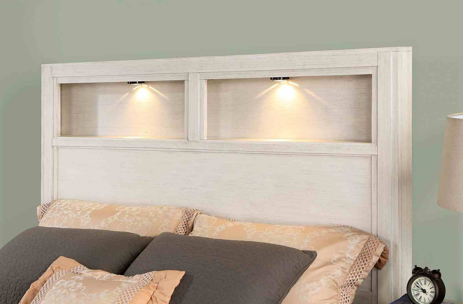 Karla 5 Pc. Queen Bedroom Set w/ Chest - Image 3
