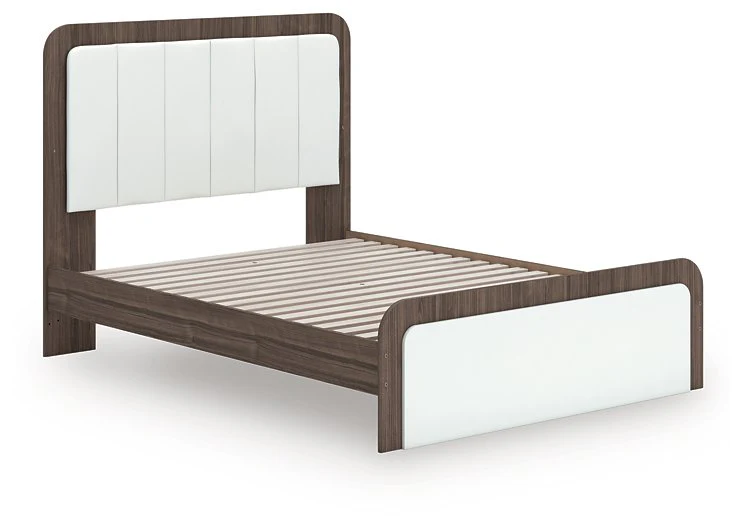 Kendanport Upholstered Bed - Image 8