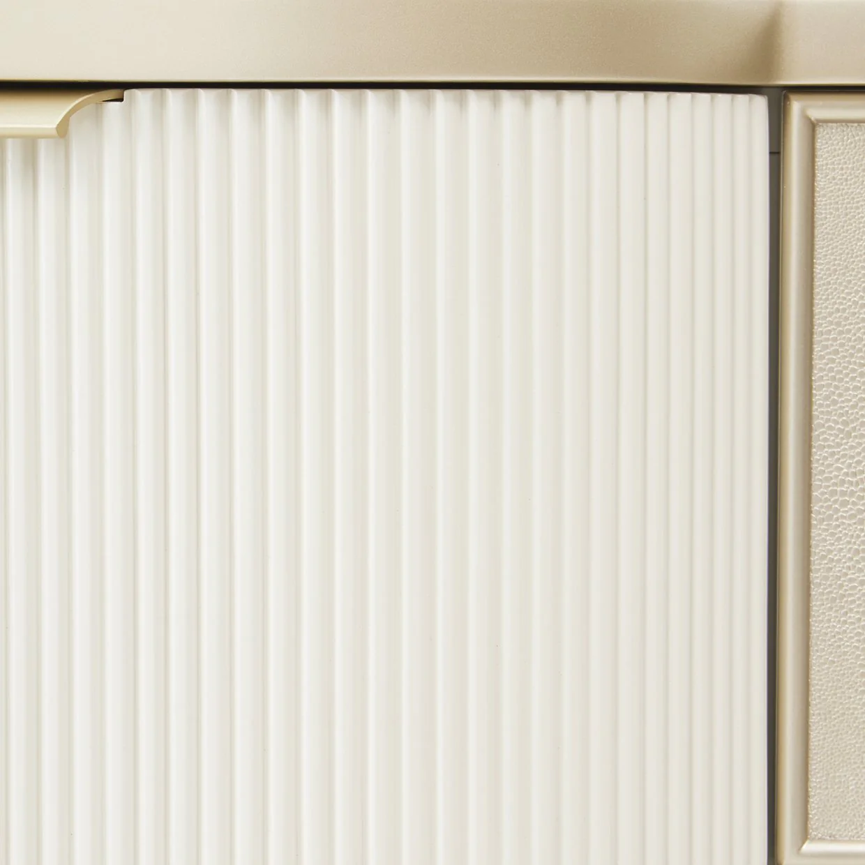 La Marisia Dresser - Creamy Pearl - Image 13
