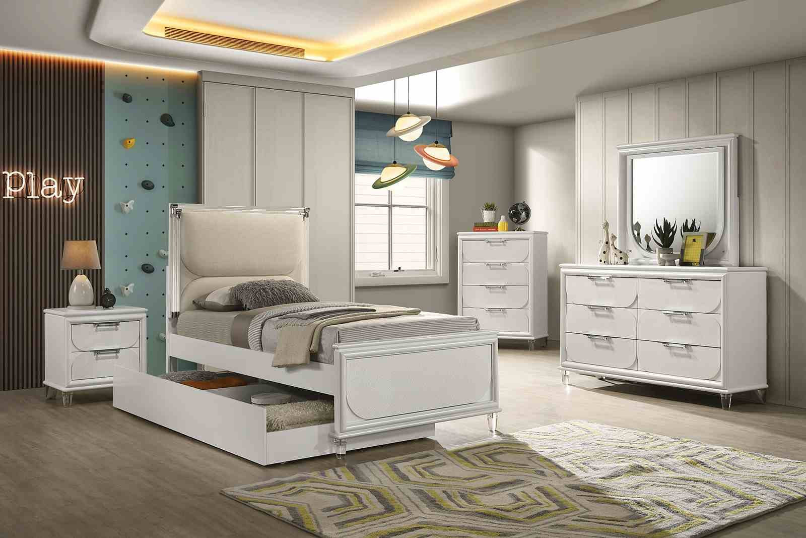 Lareina Dresser, Pearl White - Image 2