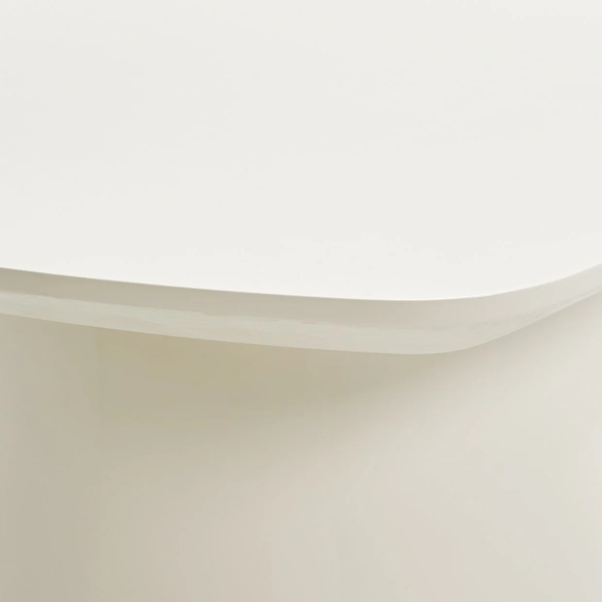 Le Montreaux Accent Table - Cloud White - Image 3