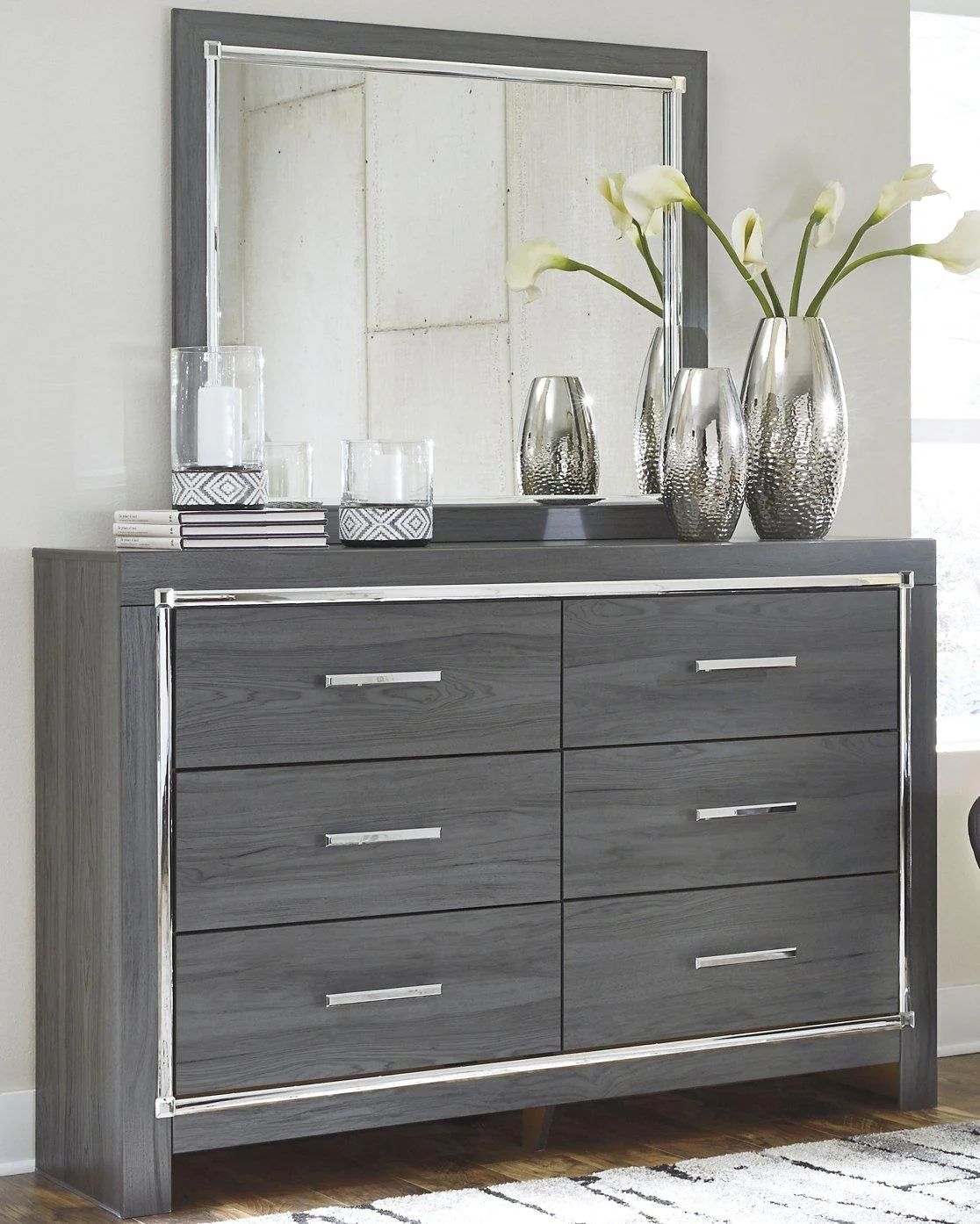 Lodanna Bedroom Set - Image 19