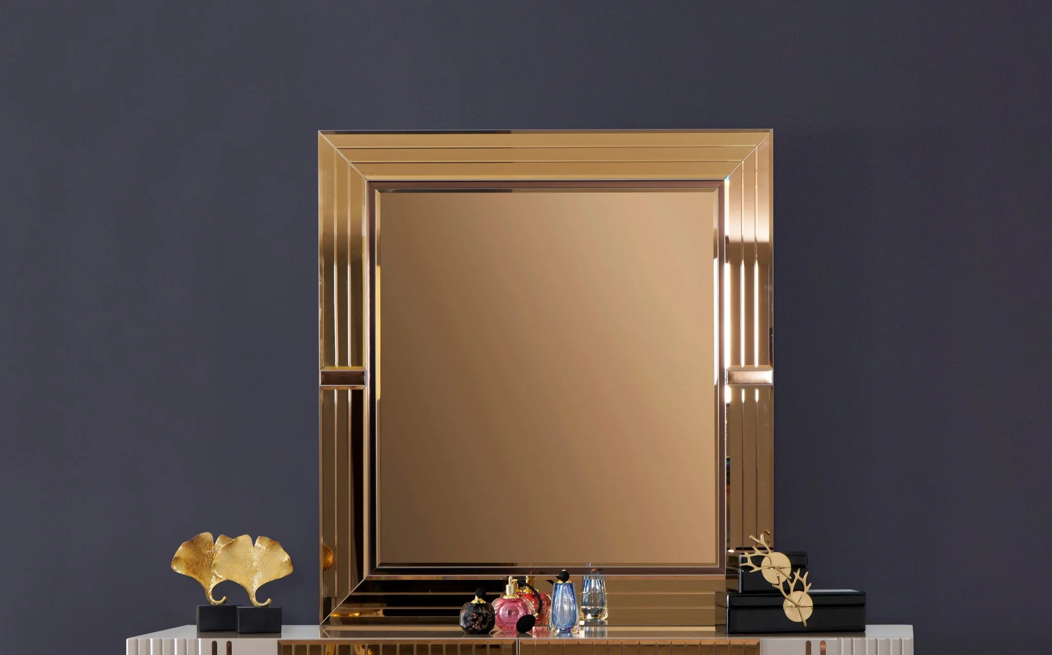 Lorenzo Queen 5 Pc Bedroom Set River Sand - Image 8