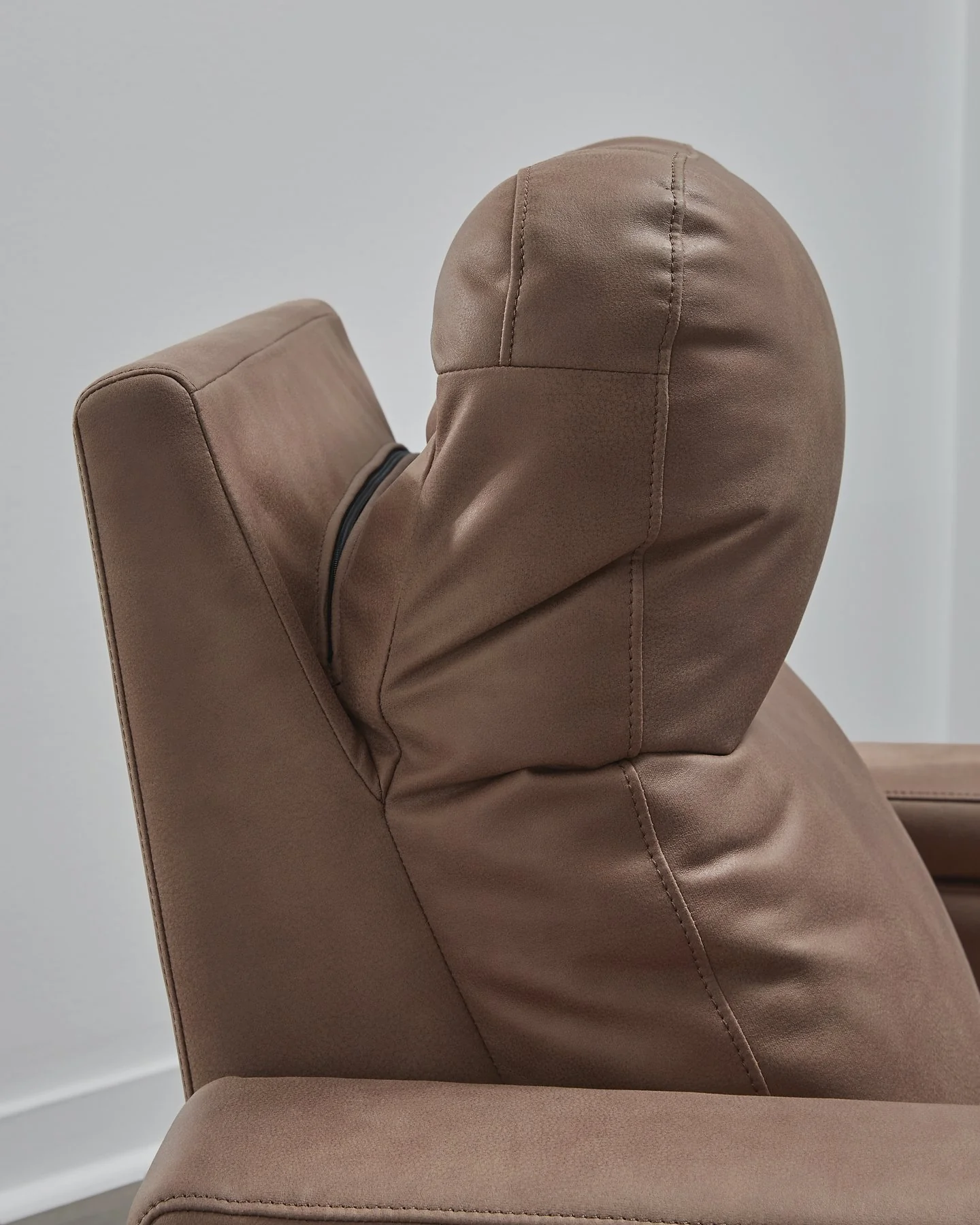 Lorrenton Power Glider Recliner with Audio System - Image 13