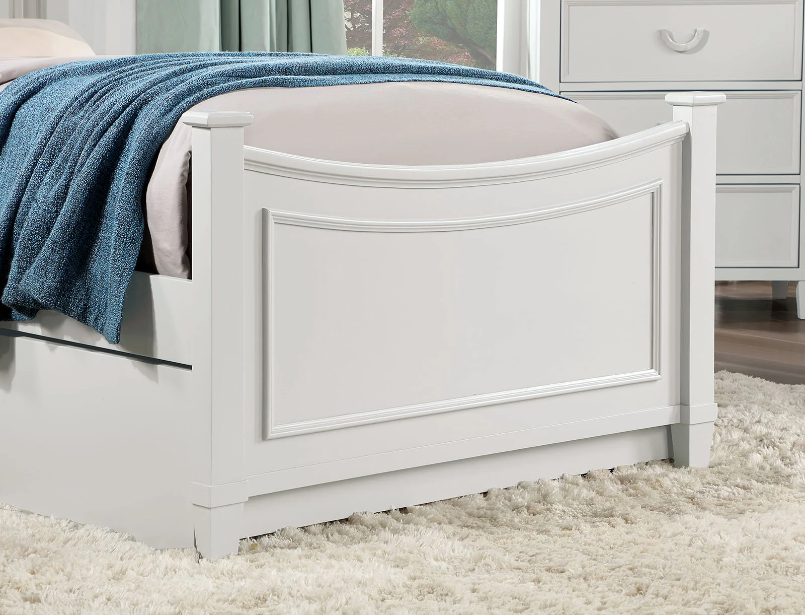 Lycorida Twin Bed w/ Trundle, White - Image 3