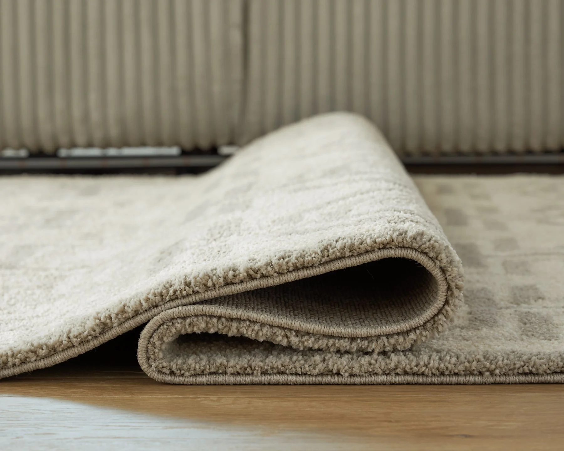 Maconville Large Rug - Image 6