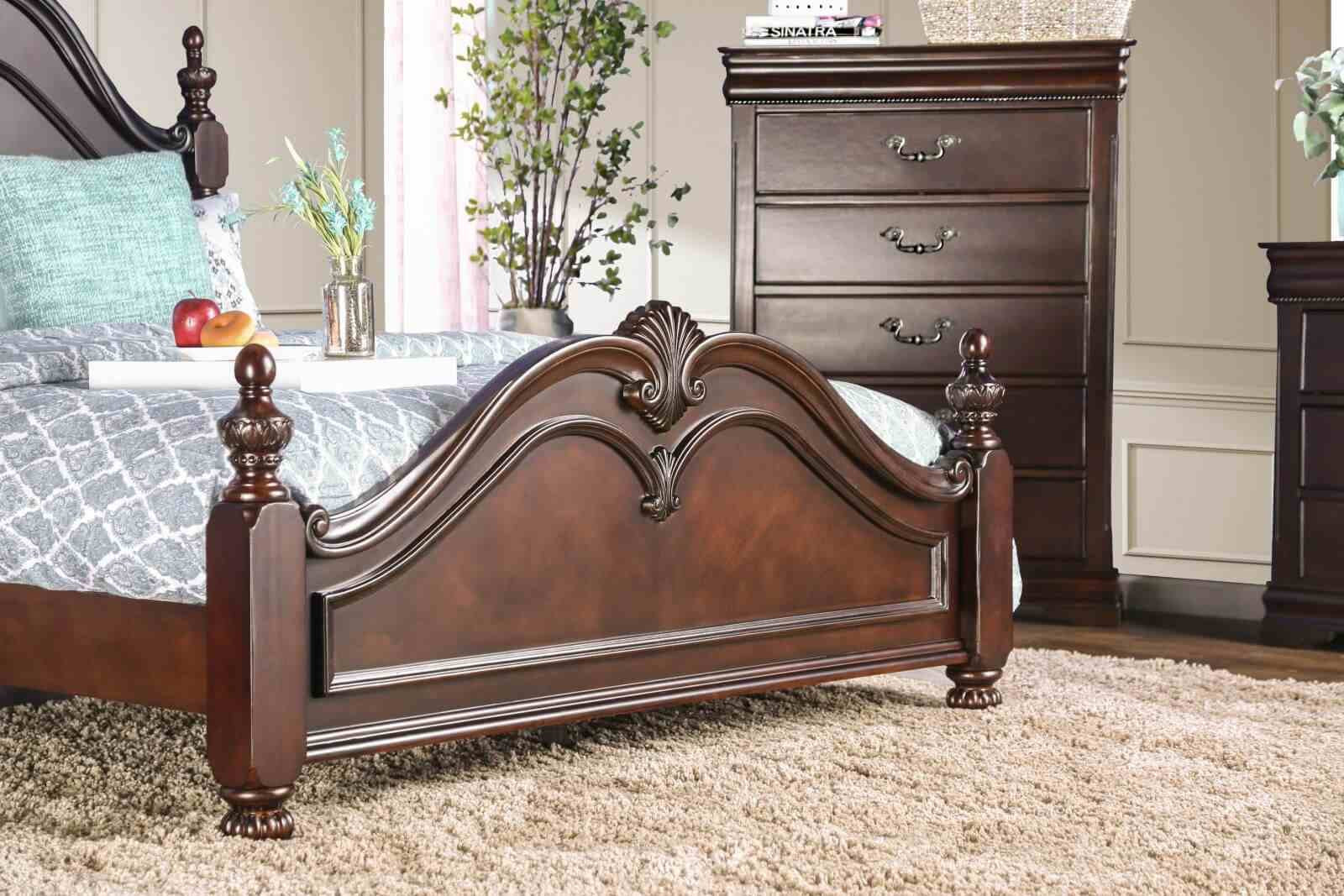 Mandura Queen Bed, Cherry - Image 4