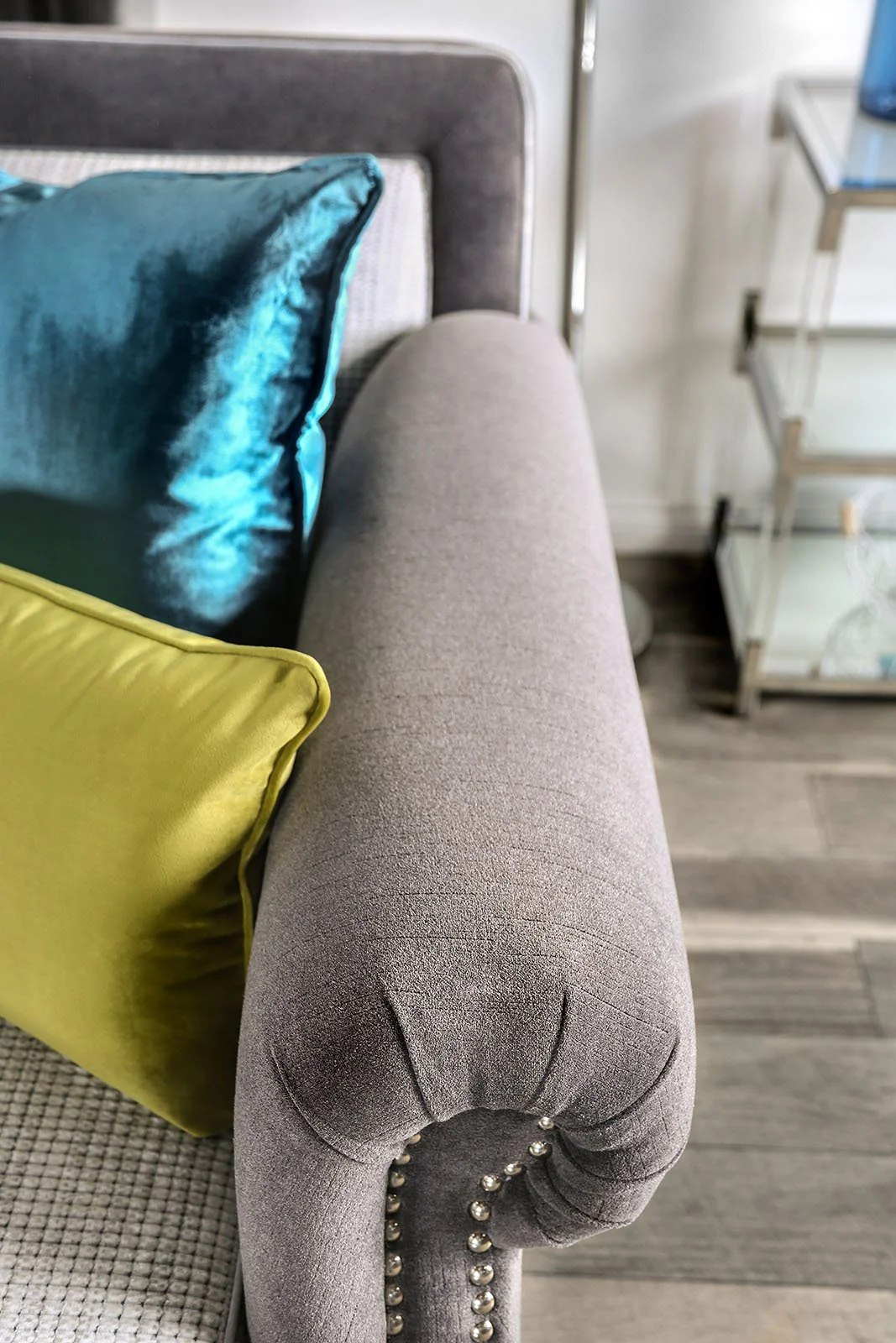 Mariella Loveseat - Image 8