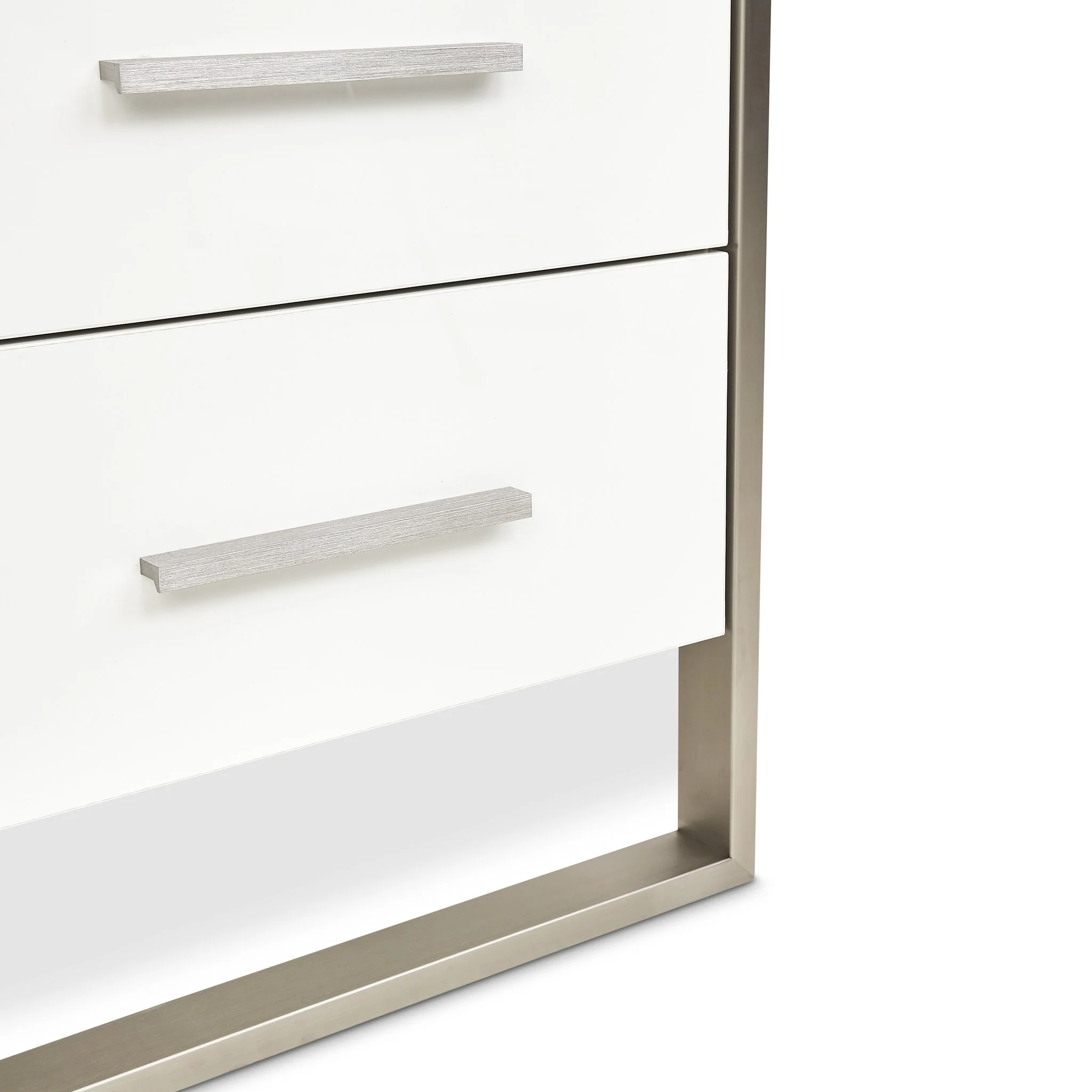 Marquee 7-Drawer Chest - Cloud White - Image 13