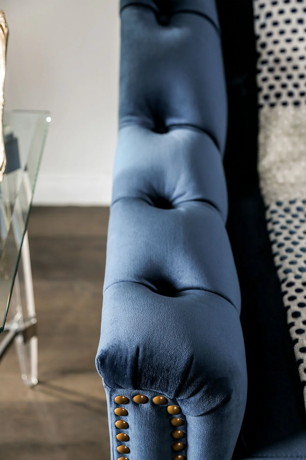 Martinique Sofa + Loveseat - Image 7