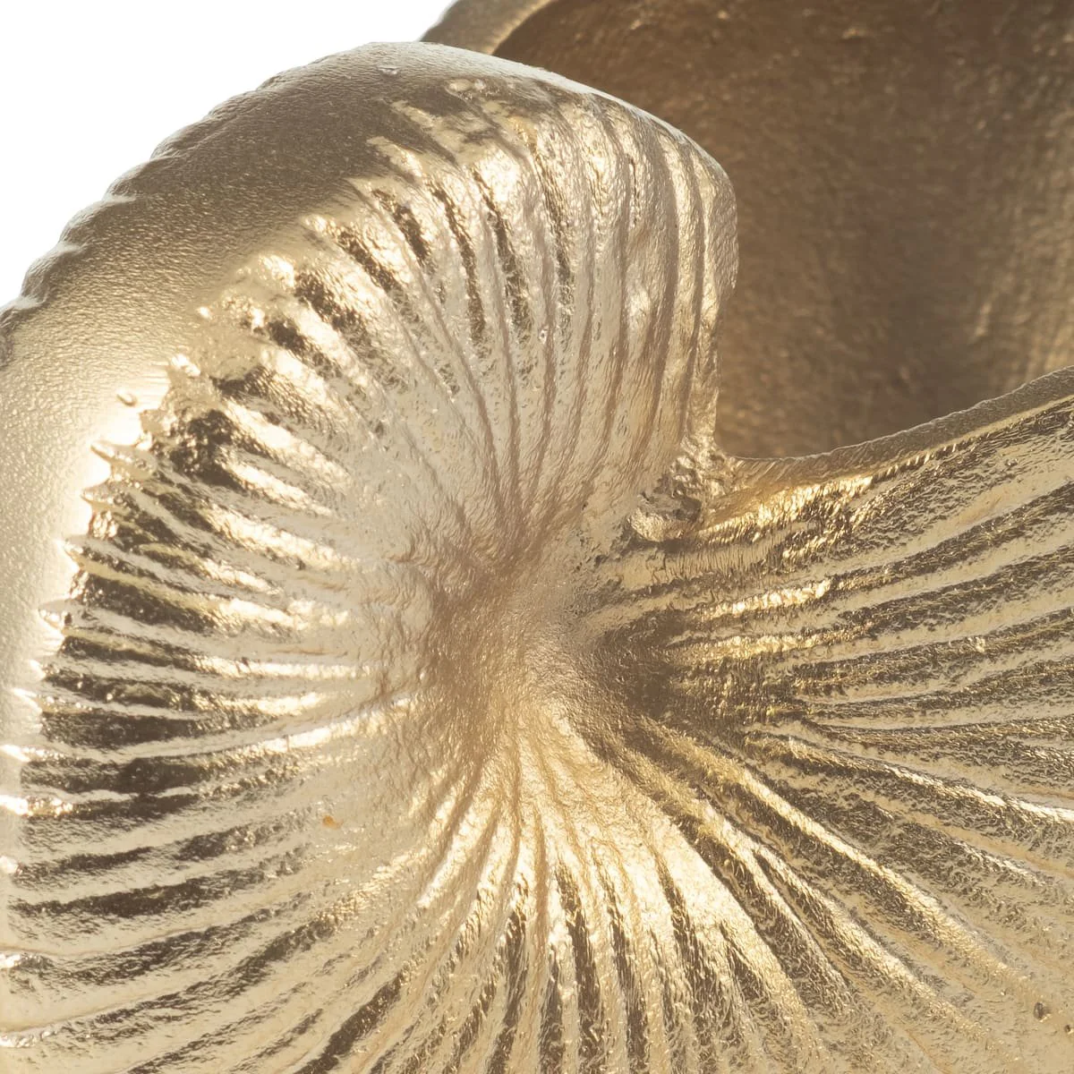 Metal,4"h,hollow Shell Vase,champagne - Image 5
