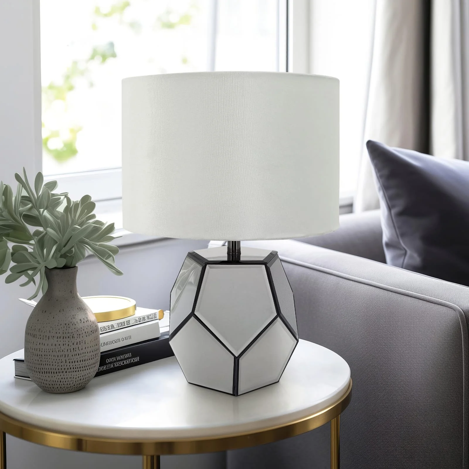 Mirrored 17.25" Facetd Table Lamp, Silver - Image 8