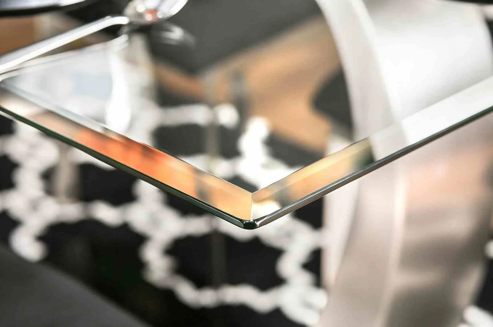 Nova Dining Table - Image 3