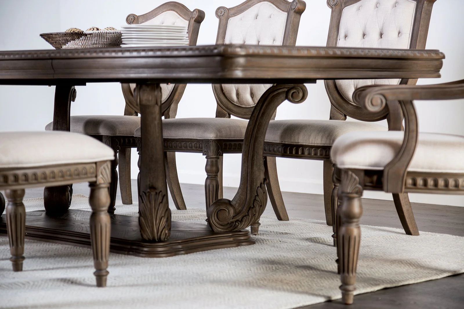 Oakham Dining Table, Weathered Oak - Image 4