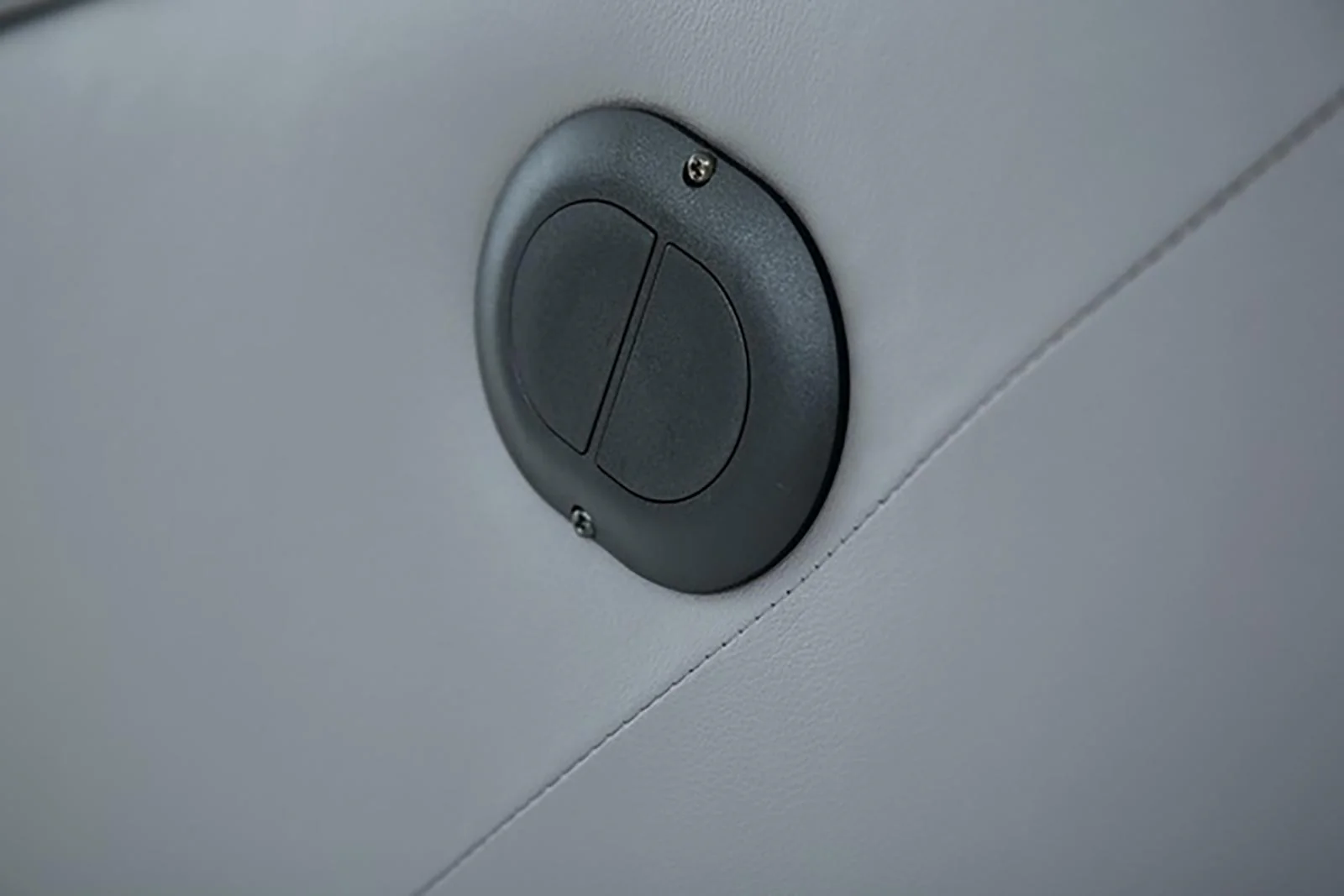 Palliser Theo Power Wall Hugger - Image 4