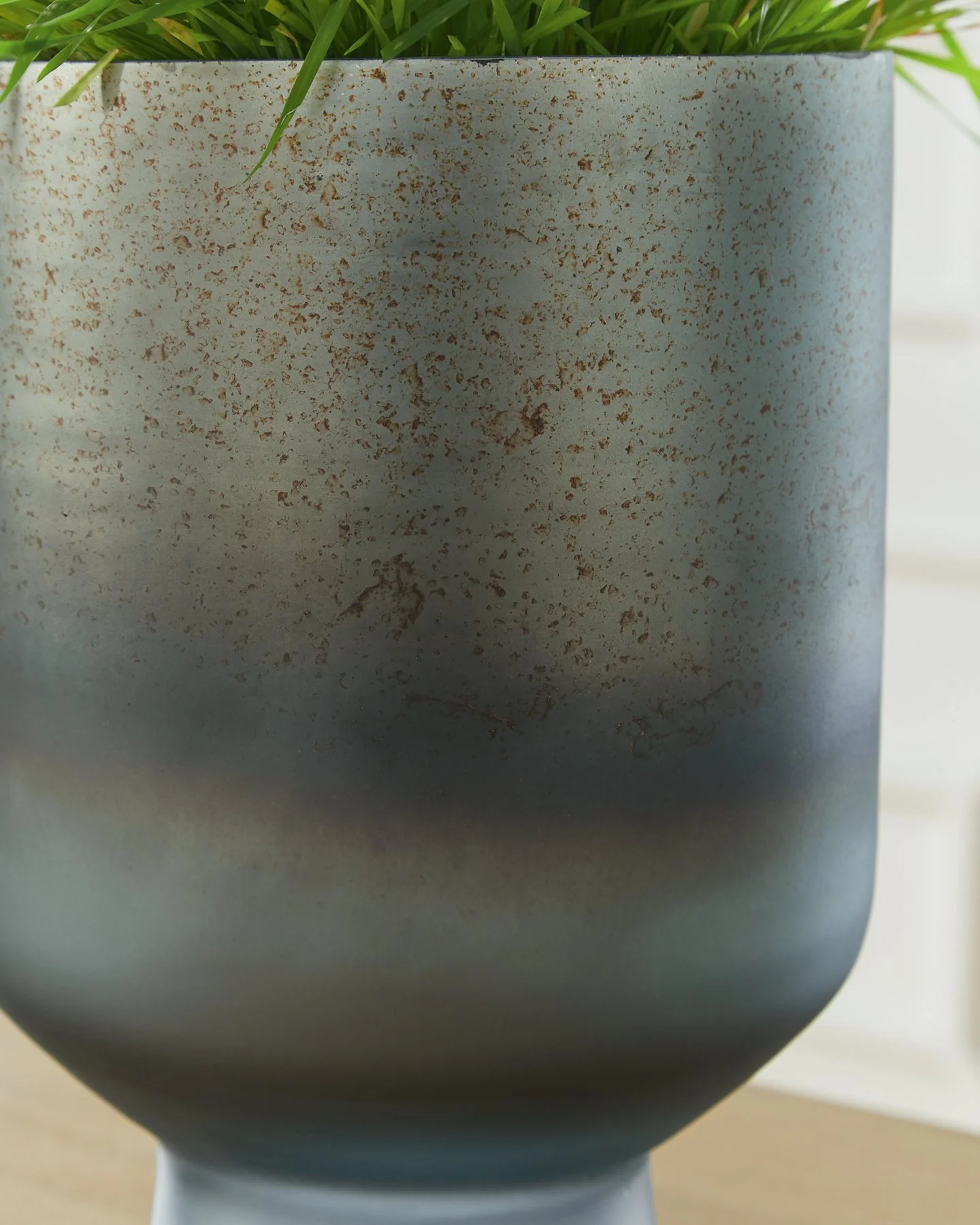 Pennmore Vase - Image 6