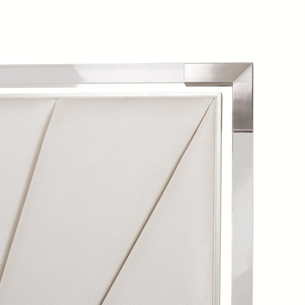 Penthouse Eastern King Tall Panel Bed - Ash Gray - Image 5