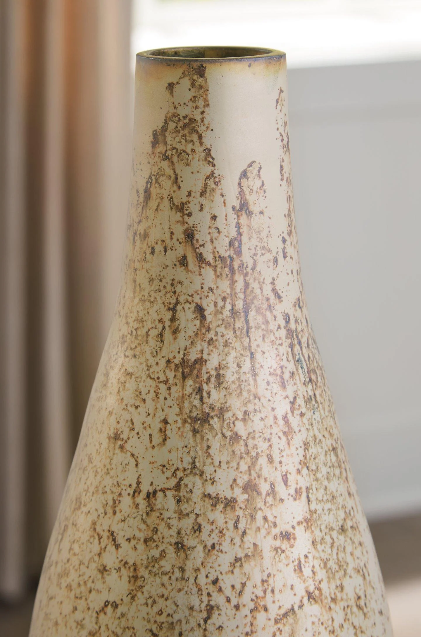 Plawite Vase - Image 5