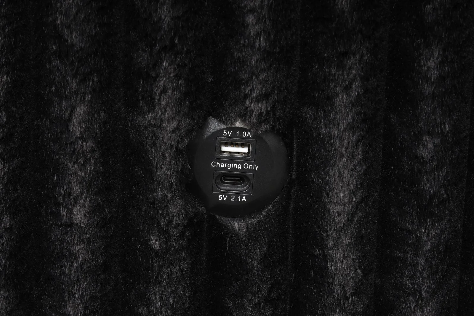 Plush Sectional Black - Image 10