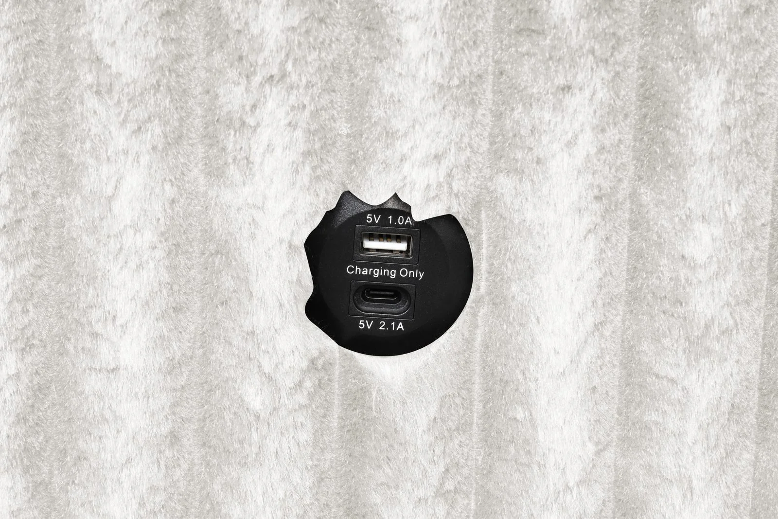 Plush Sectional Cream - Image 10