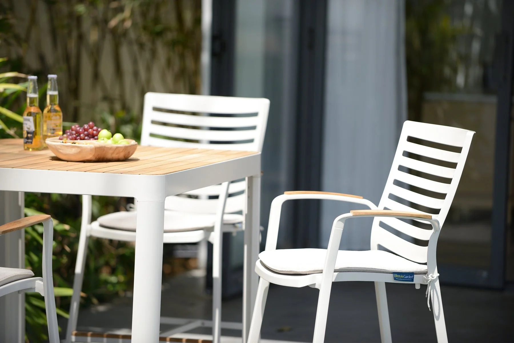 Portals Outdoor Square Bar Table In Light Matte Sand with Natural Teak Wood Top - Image 7