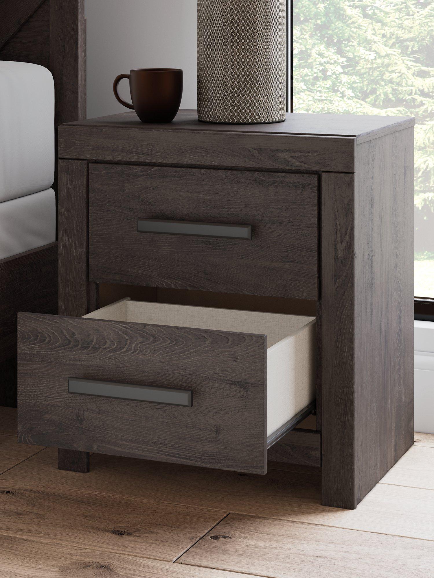 Prendonea Nightstand - Image 9