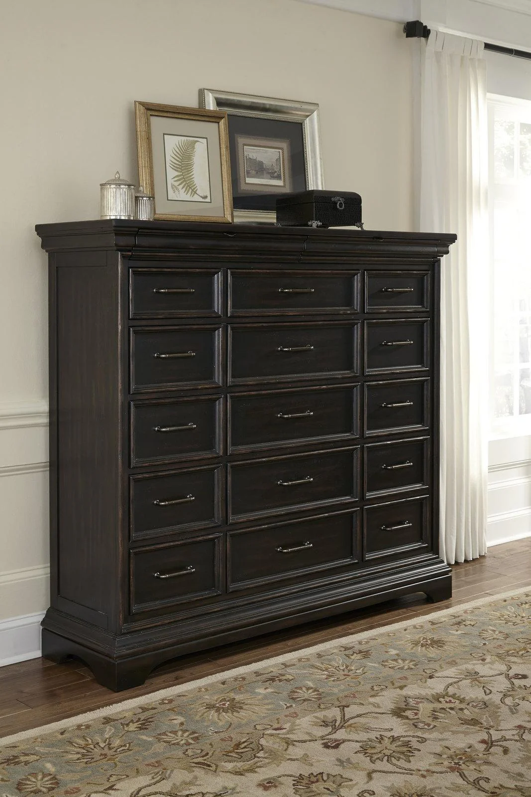 Pulaski Caldwell Master Chest in Dark Wood - Image 3
