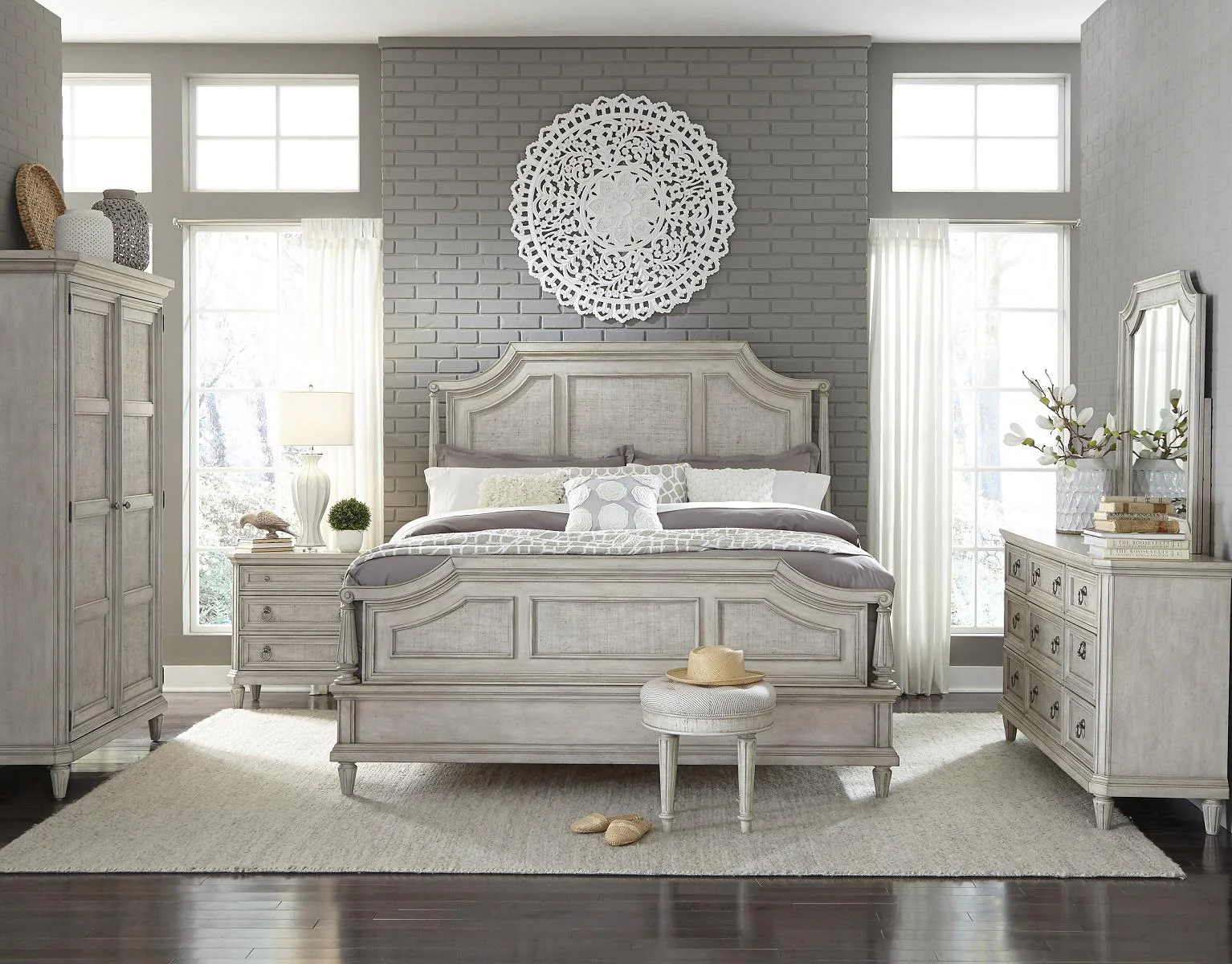 Pulaski Campbell Street King Panel Bed in Vanilla Cream - Image 3