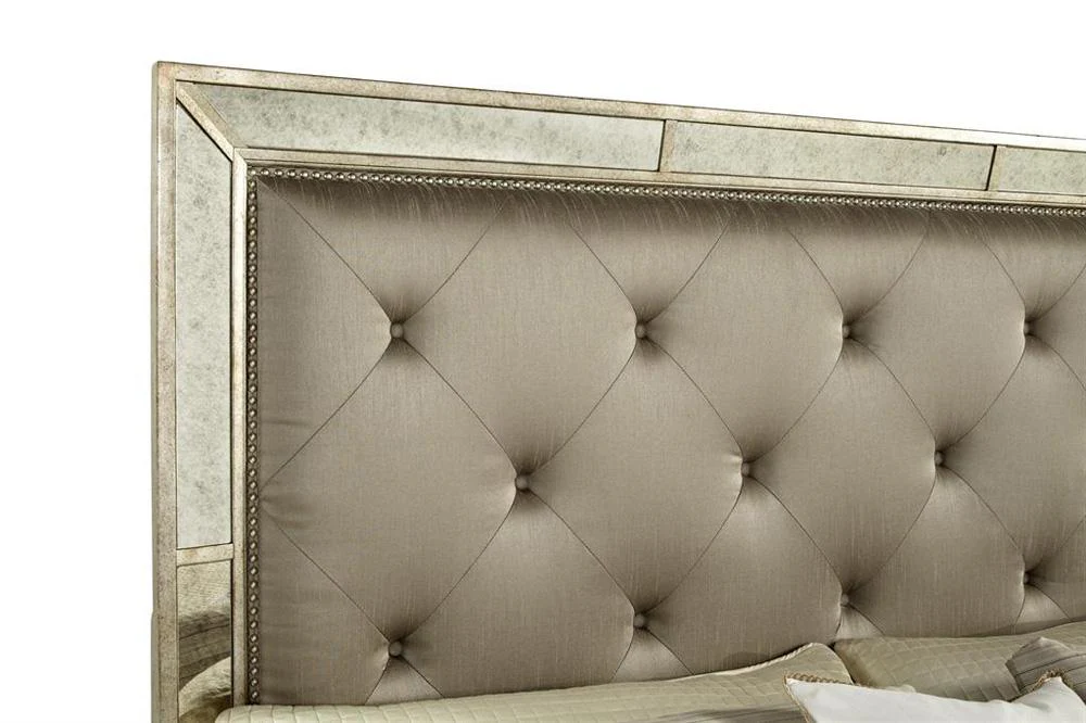 Pulaski Farrah King Panel Bed with Tufting in Metallic - Image 2