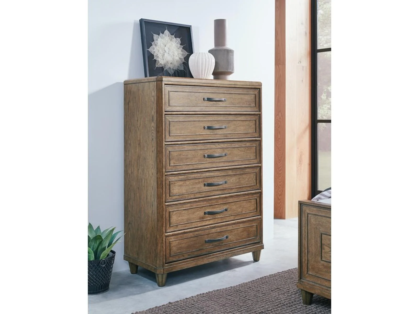 Pulaski Furniture Anthology Chest in Medium Wood - Image 4