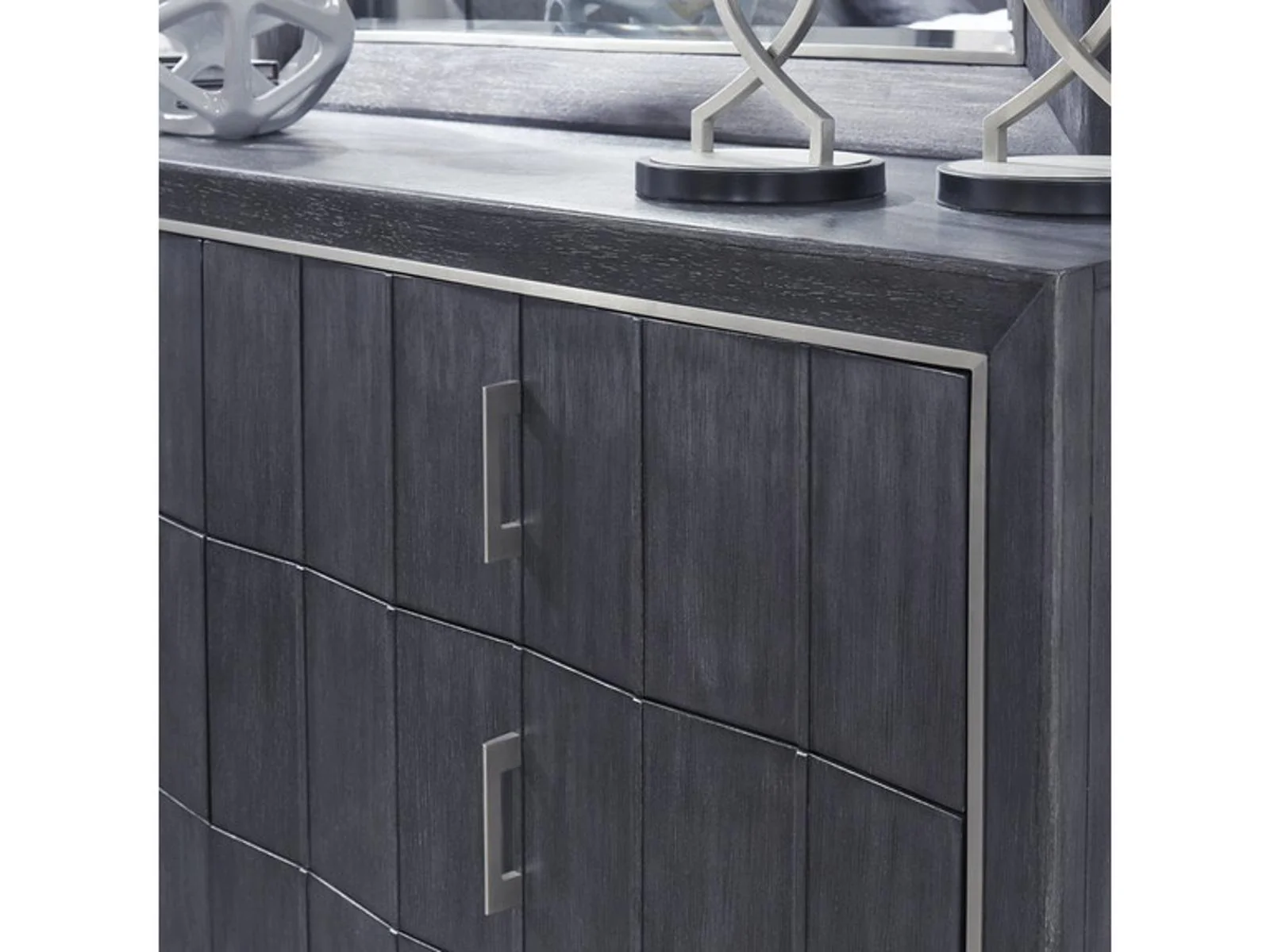 Pulaski Furniture Echo Dresser in Galaxy Black - Image 2