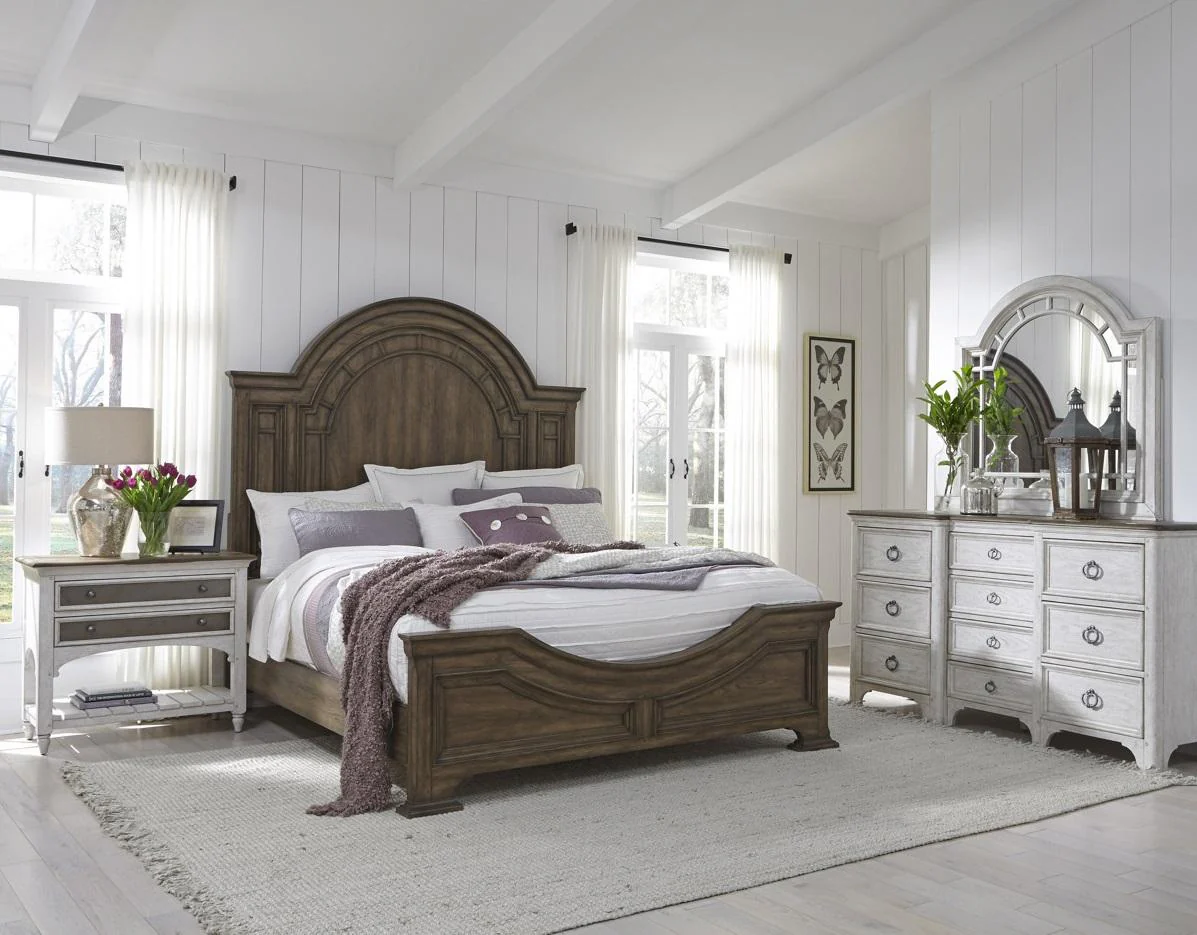 Pulaski Glendale Estates King Panel Bed in Brown - Image 5