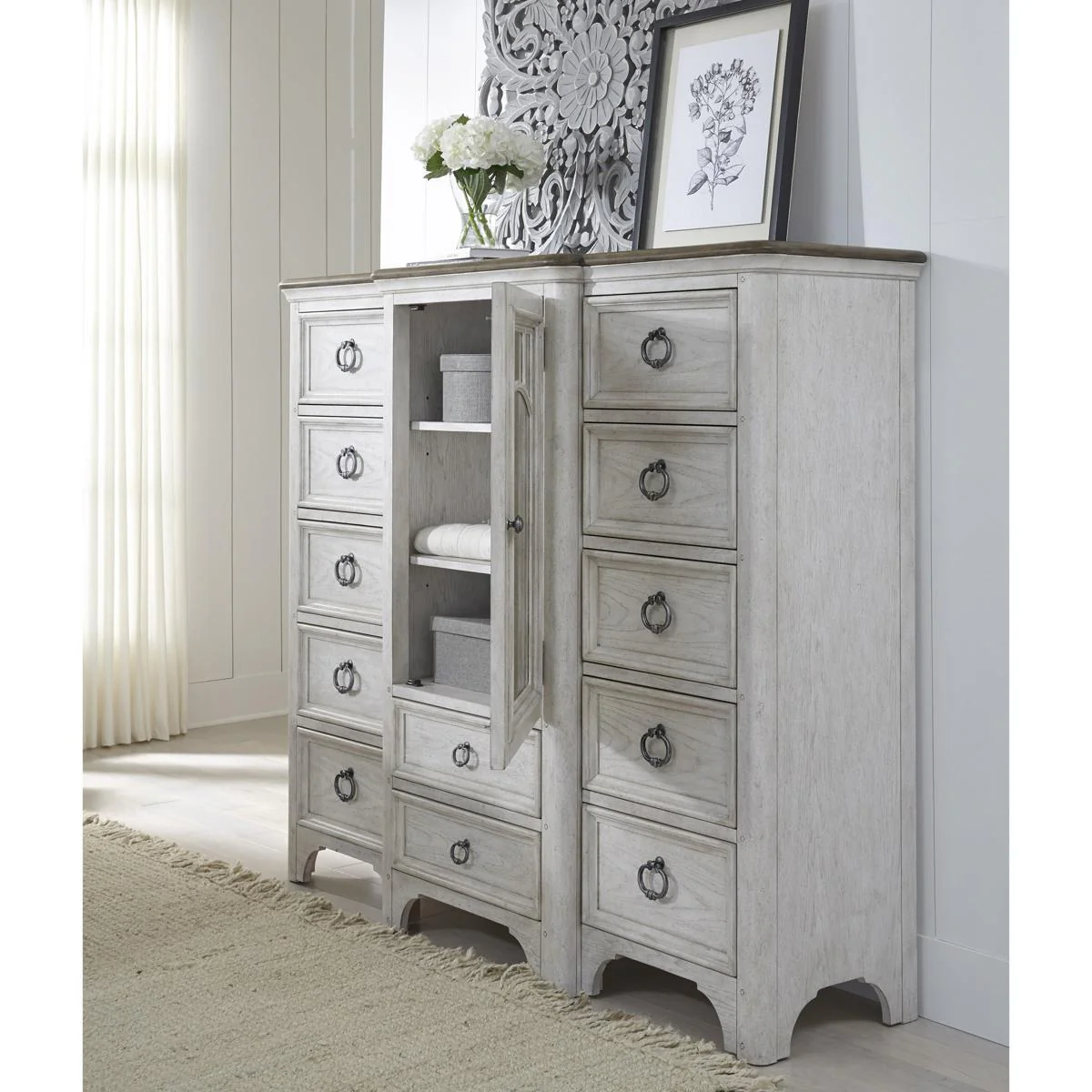 Pulaski Glendale Estates Master Chest������in White - Image 4