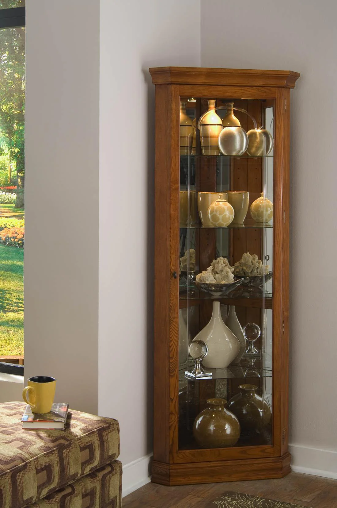 Pulaski Golden Oak II Corner Curio - Image 2