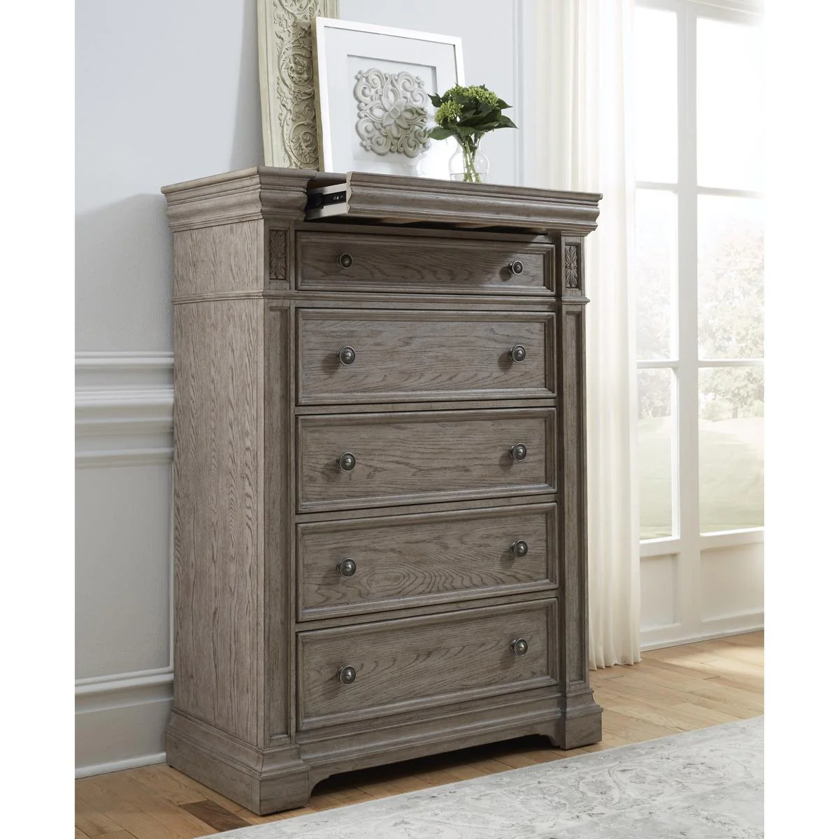 Pulaski Kingsbury Chest in Gray - Image 4