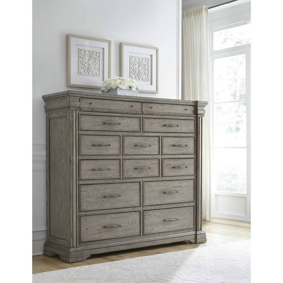Pulaski Madison Ridge Master Chest in Heritage Taupe������P091127 - Image 3