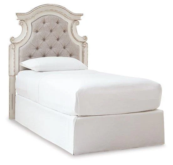 Realyn Bed - Image 37