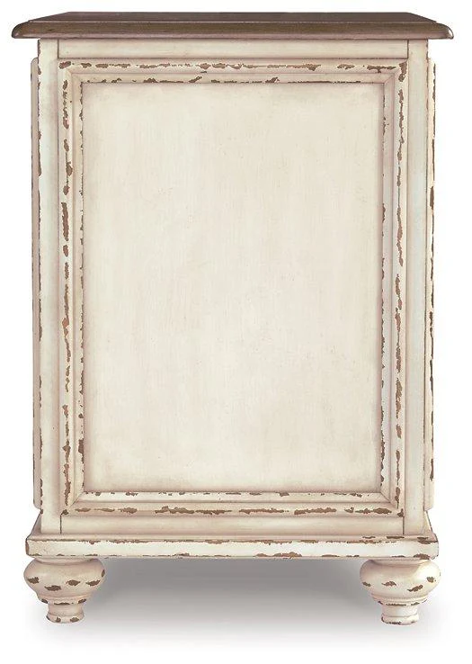 Realyn Chairside End Table - Image 17
