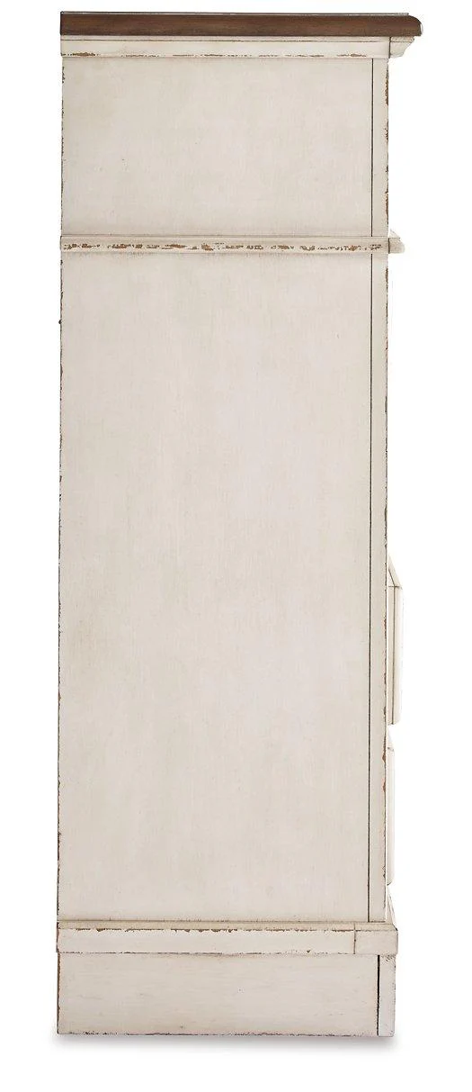 Realyn Chest of Drawers - Image 7