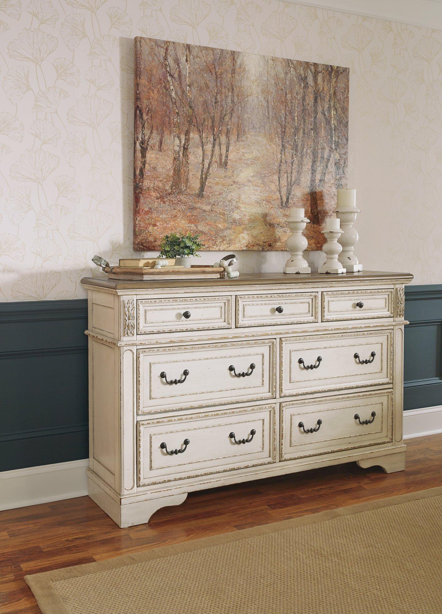 Realyn Dresser - Image 8