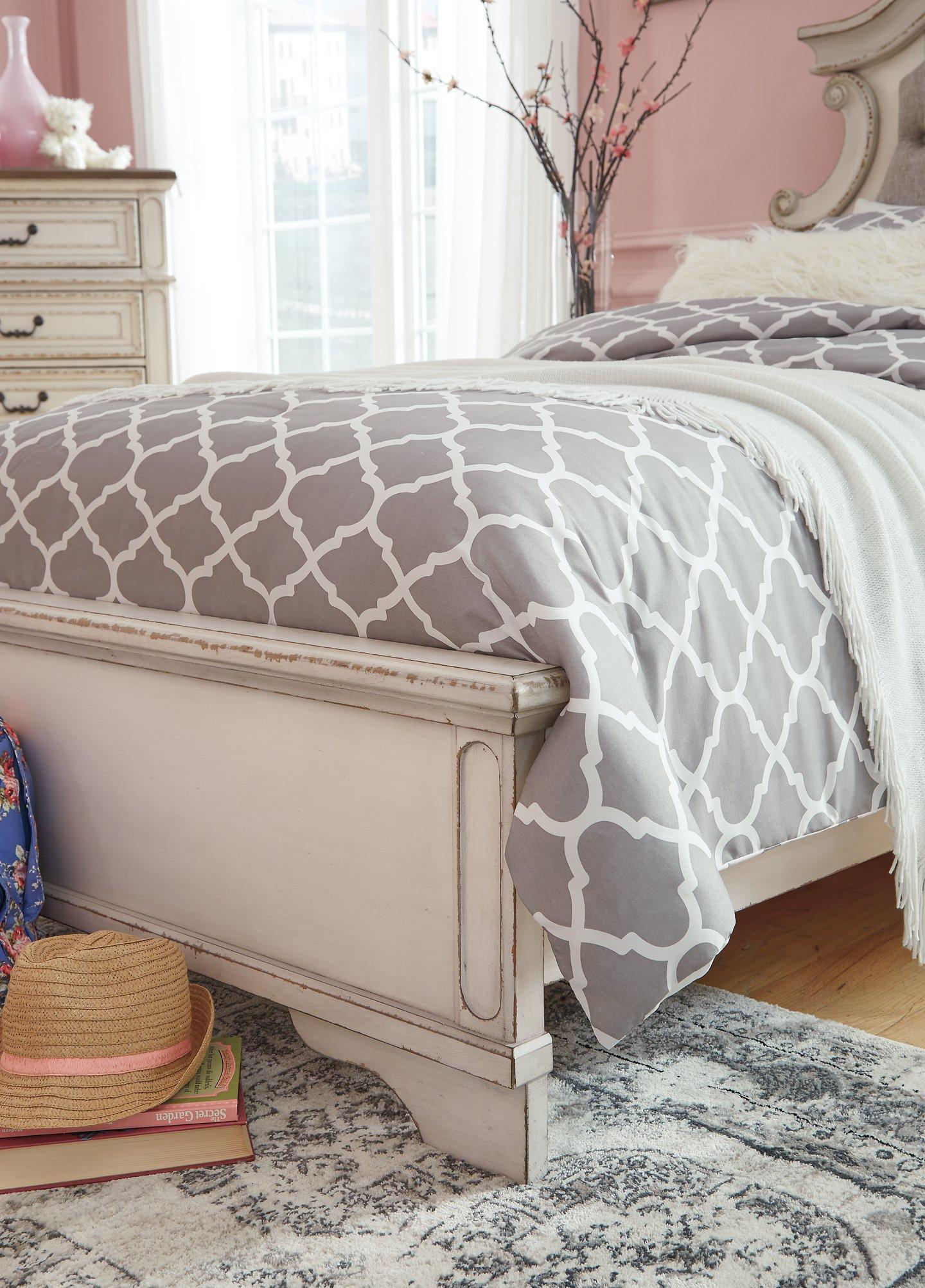 Realyn Upholstered Bed - Image 22