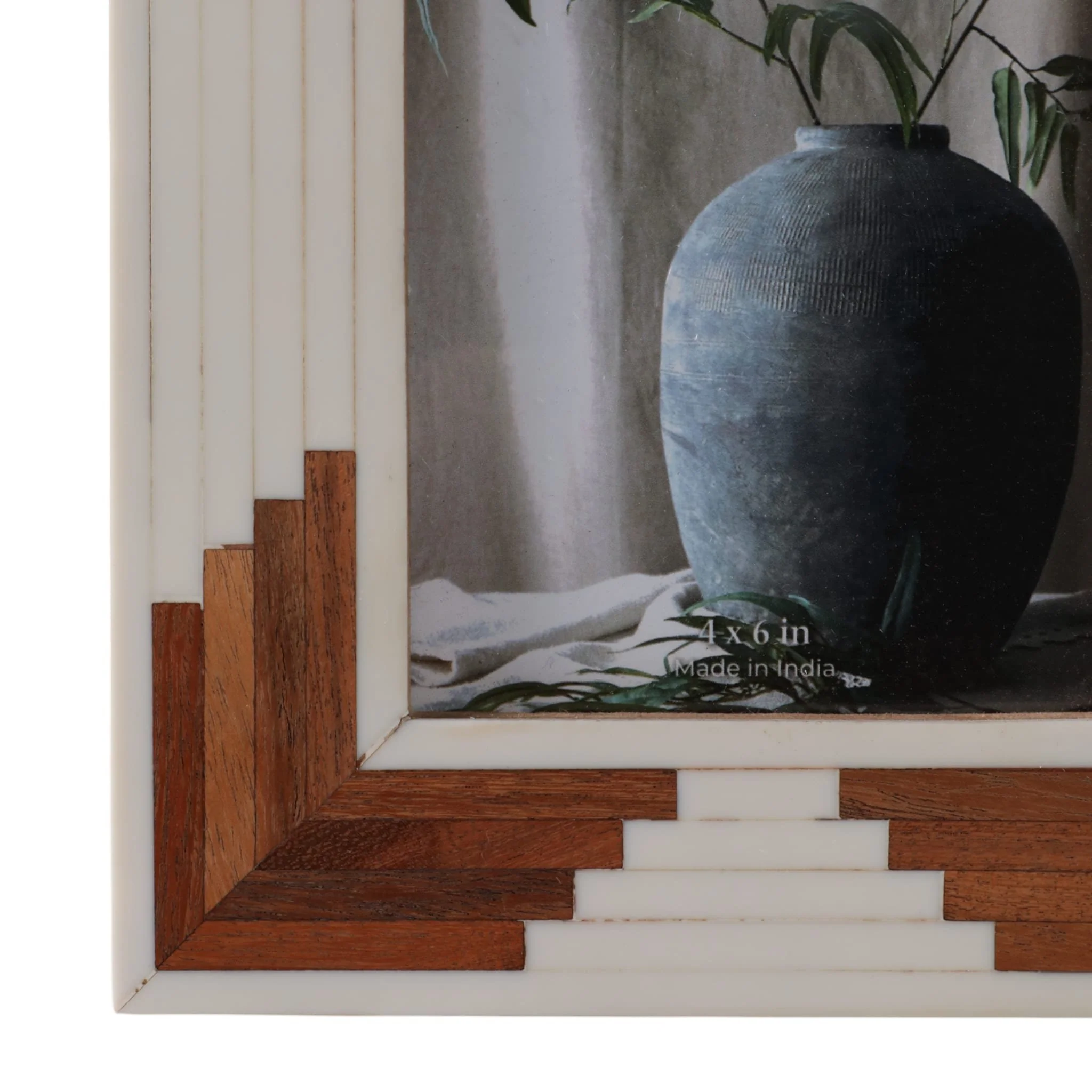 Resin, 4x6 Cascading Wood Photo Frame, White - Image 5