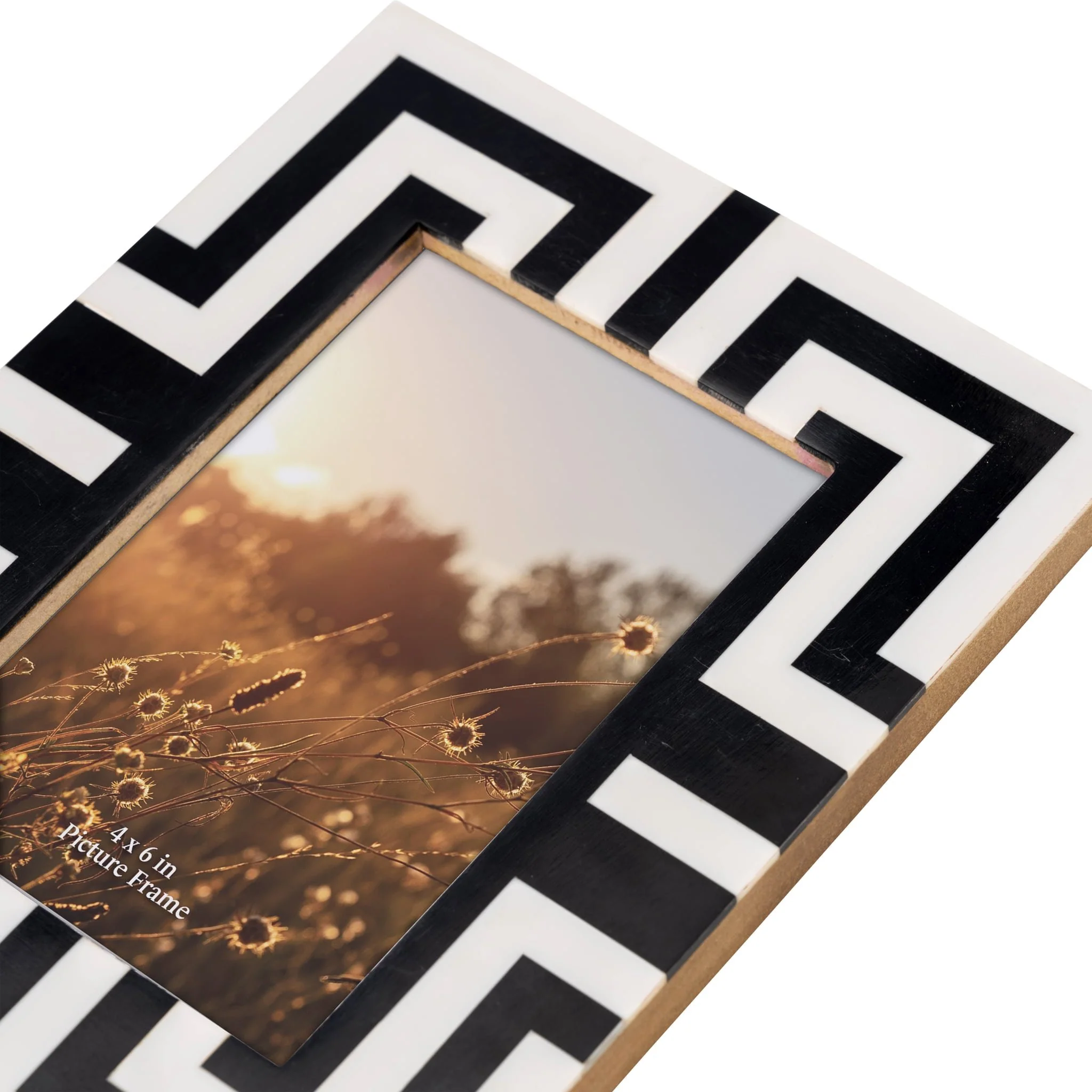 Resin, 4x6  Photo Frame, Black/white - Image 5