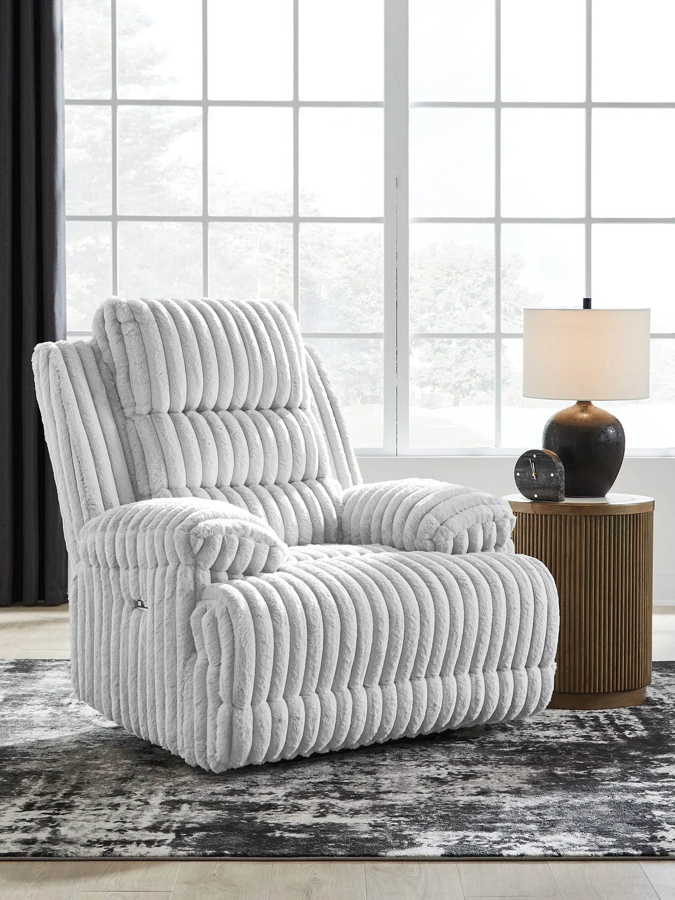 Rhines Falls Power Recliner - Image 2