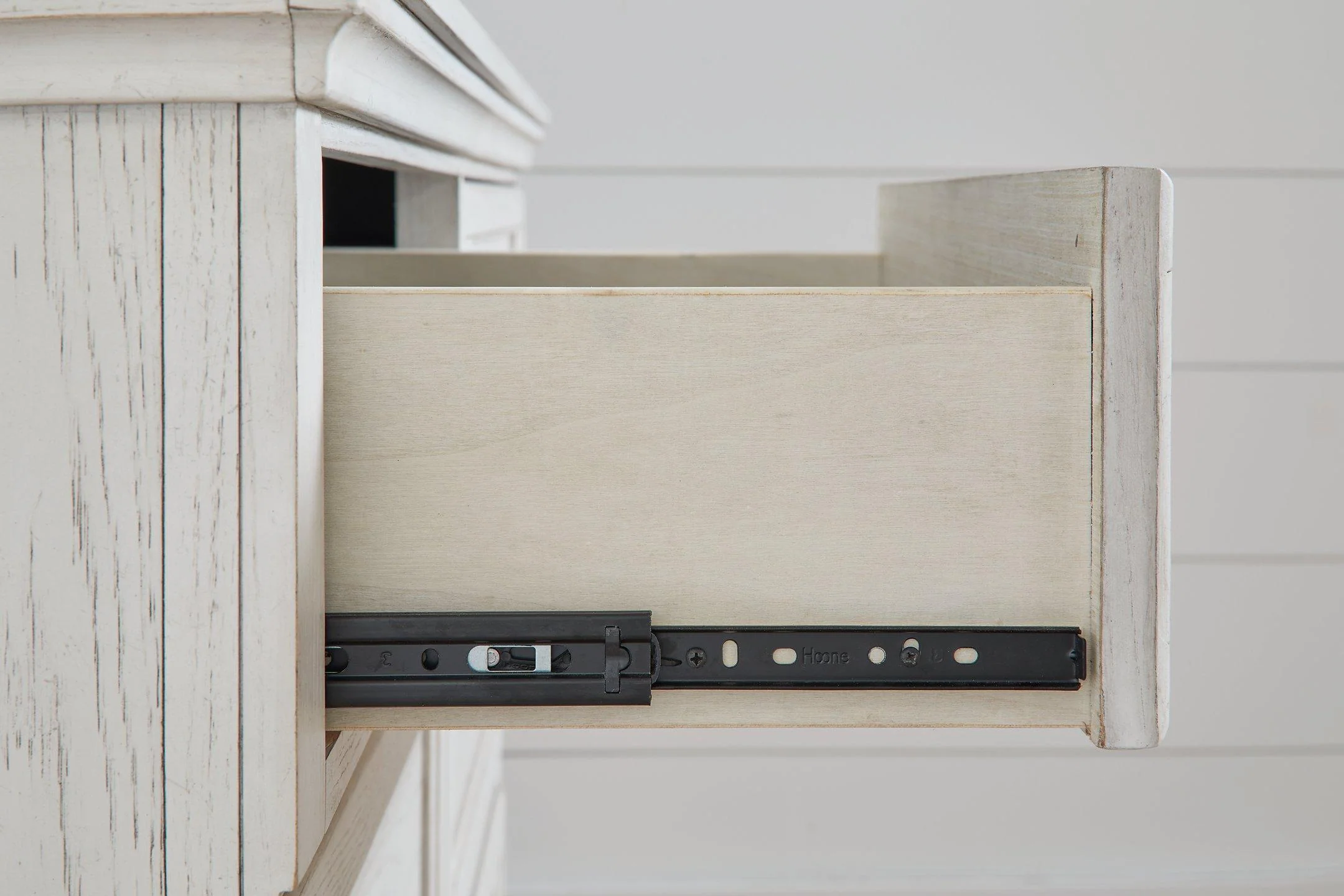 Robbinsdale Youth Dresser - Image 9