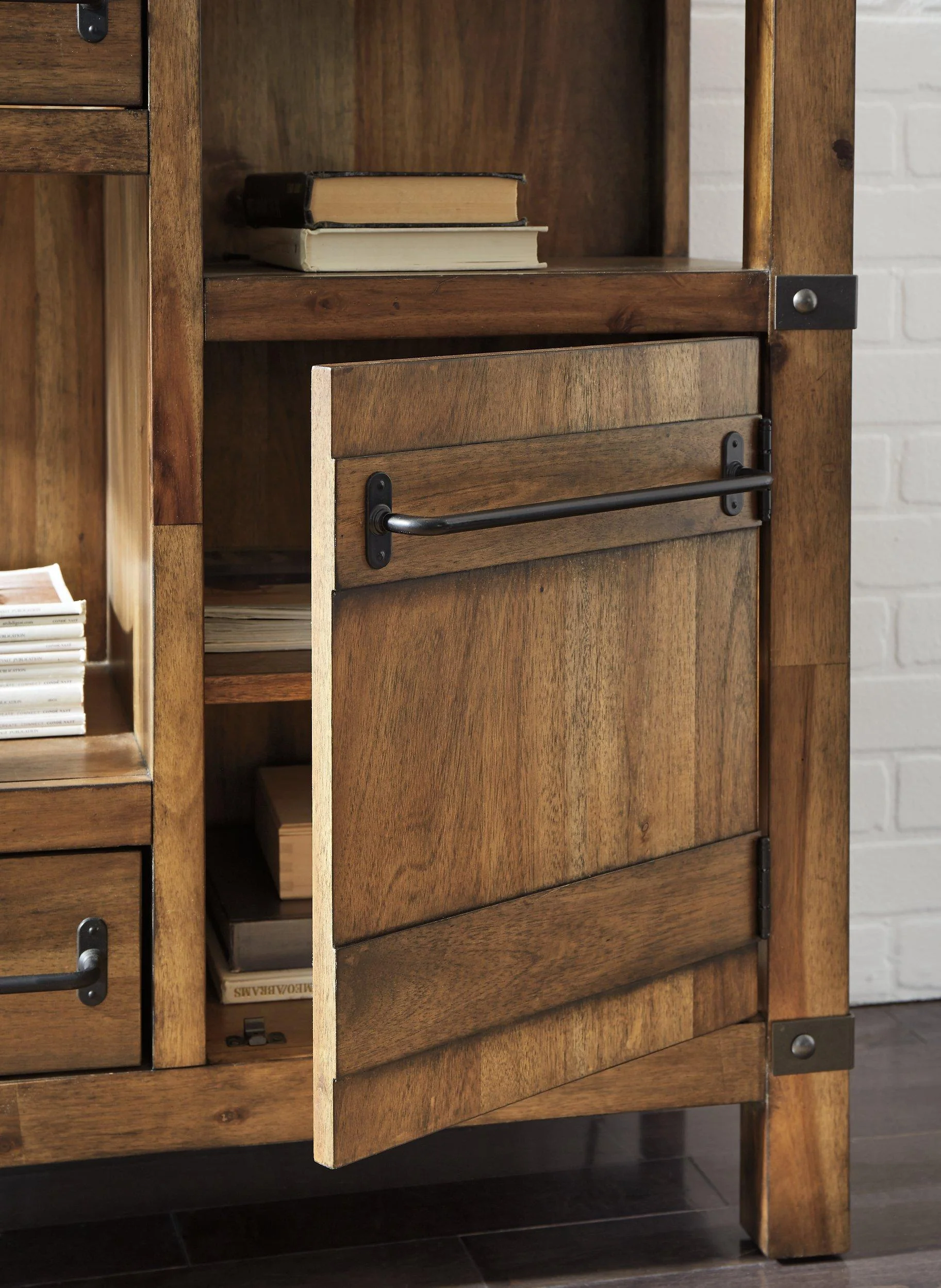 Roybeck Accent Cabinet - Image 5